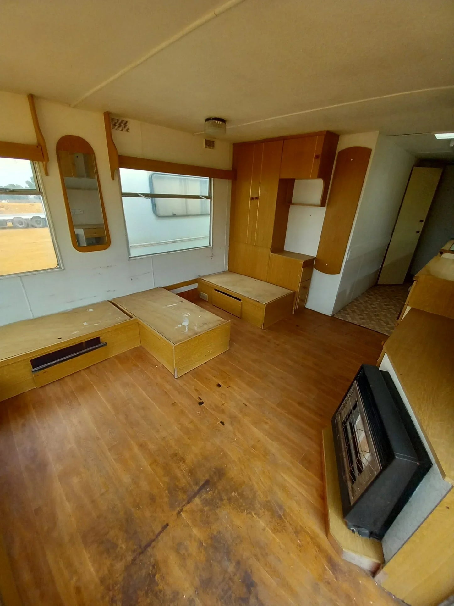 CASA MÓVEIS LKP DE 8.5X3 METROS