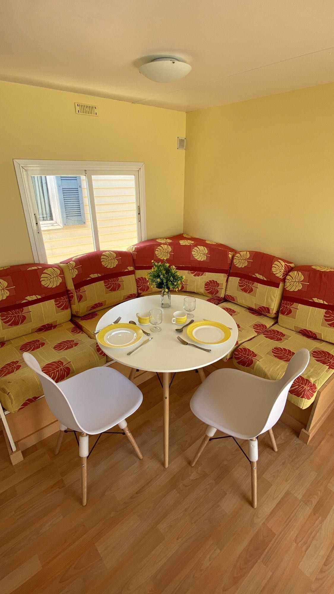 CASA MÓVEL EM MADEIRA 8X4 METROS T2
