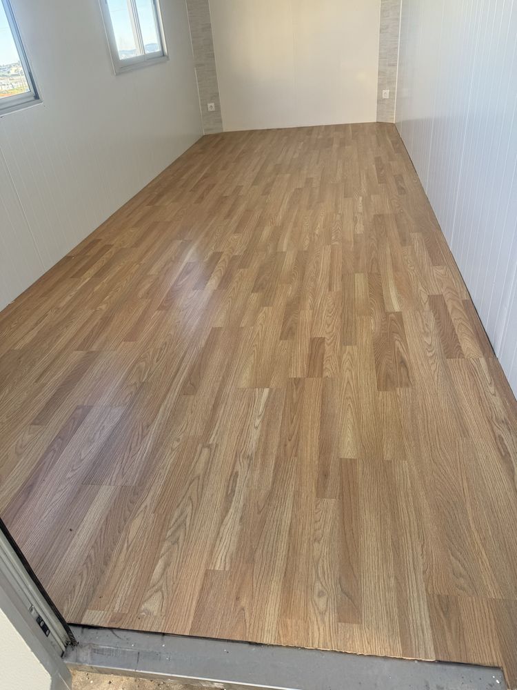contentor de escritório com isolamento e novo painel